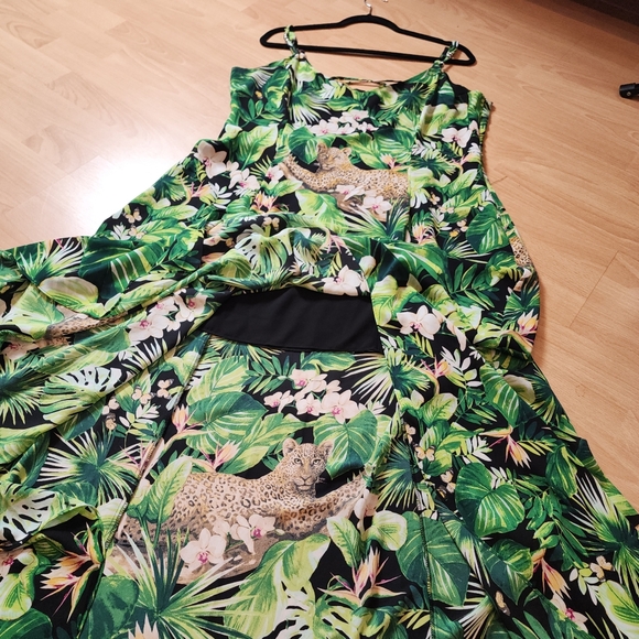 WHBM Jungle Leopard Green Tropical Sleeveless Maxi Dress Size 16 - Picture 12 of 16